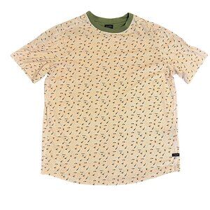 Good Man Brand Men’s Graphic Camo Tee Shirt Green Collar Peach Print Size L